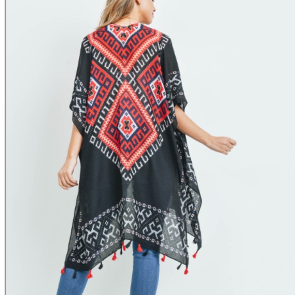 Kimono - Picture 2 of 2